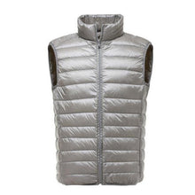 Load image into Gallery viewer, Covrlge Casual Light Men Down Vest Top Selling Zipper Big Size New Arrival 6 Colors Male White Duck Down Vest MWB014