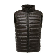 Load image into Gallery viewer, Covrlge Casual Light Men Down Vest Top Selling Zipper Big Size New Arrival 6 Colors Male White Duck Down Vest MWB014